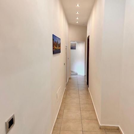 Suite Conte Poderico Neapel Exterior foto