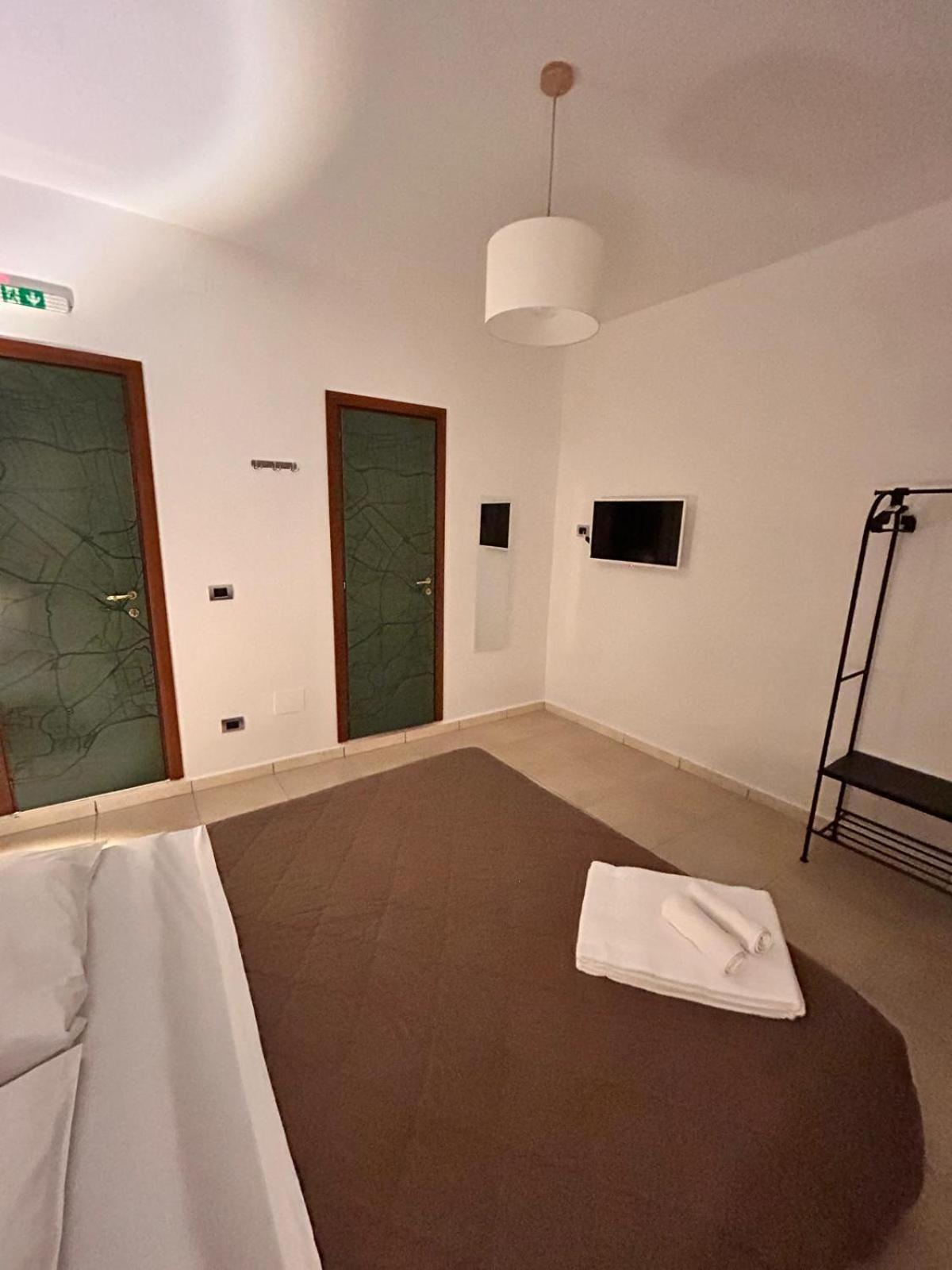 Suite Conte Poderico Neapel Exterior foto
