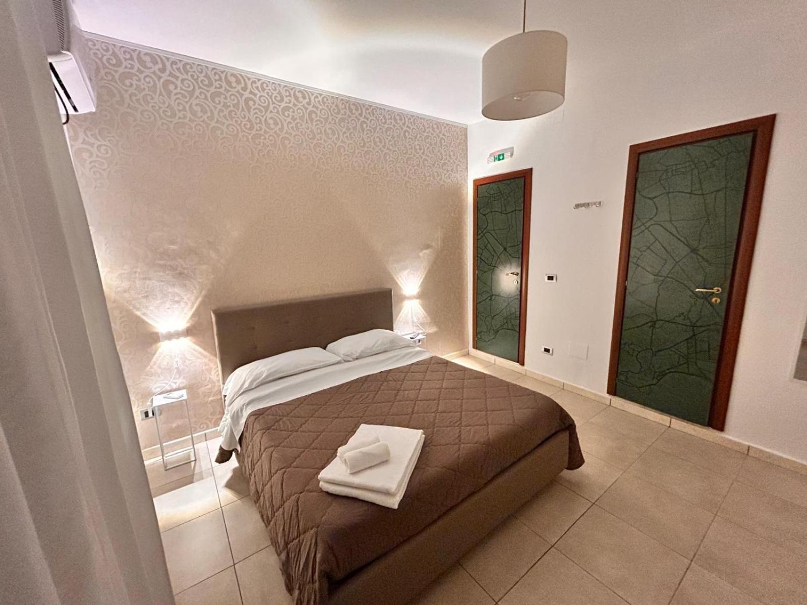 Suite Conte Poderico Neapel Exterior foto